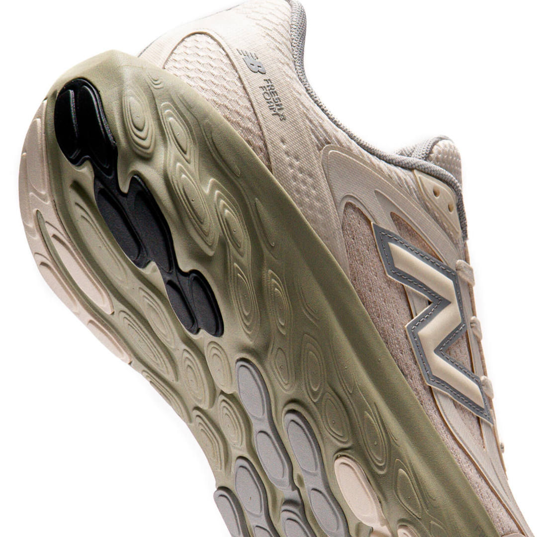 New Balance Fresh Foam X Trainer Shoes – UTRNWA – White/Angora