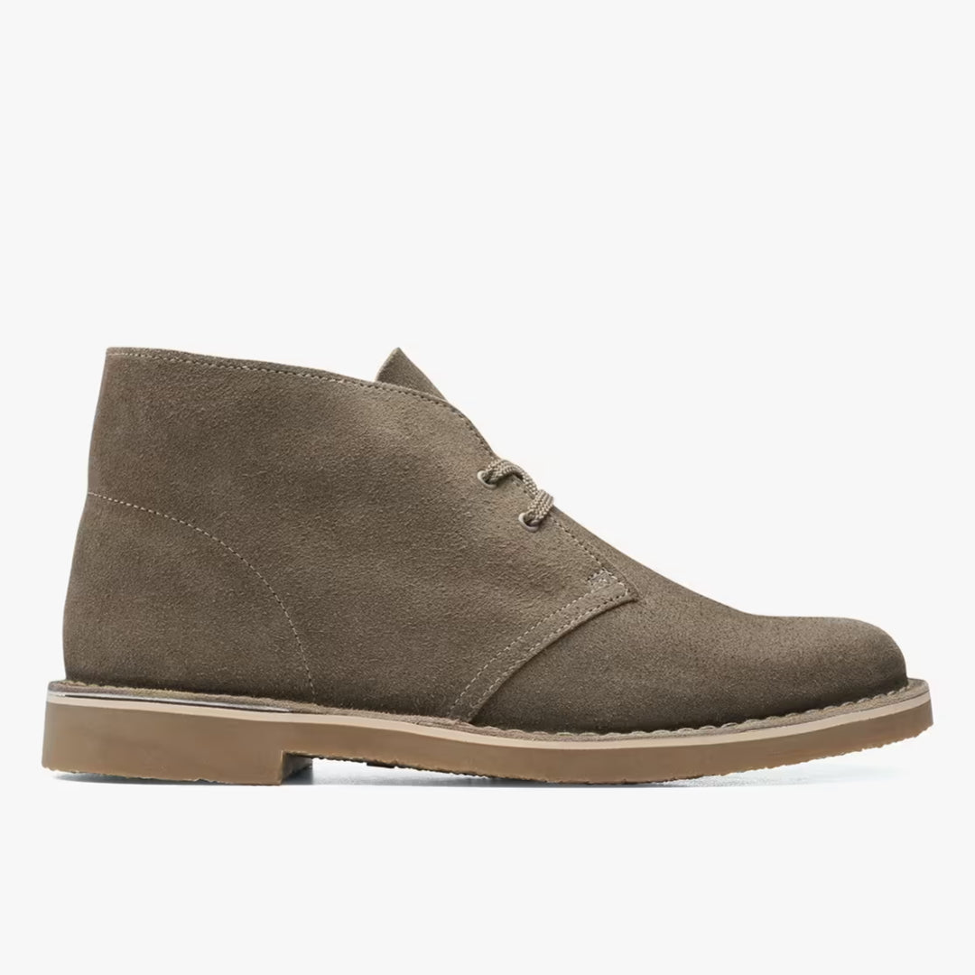 Clarks Bushacre 3 Chukka Boots – 261535317 – Sand Suede