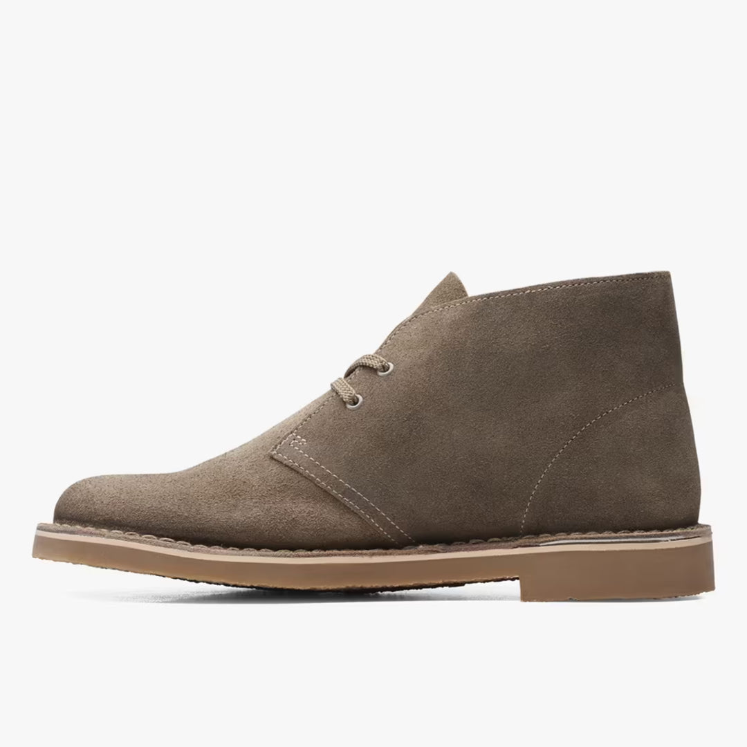 Clarks Bushacre 3 Chukka Boots – 261535317 – Sand Suede