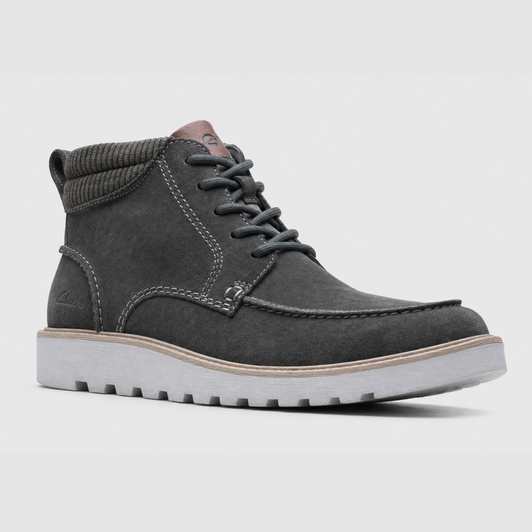 Clarks Barnes Mid Oxford Boot – 261673137 – Cola Suede / Dark Brown