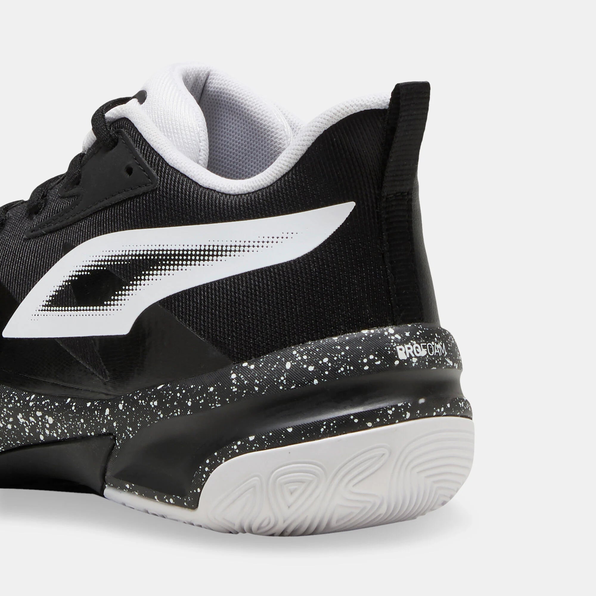 Puma Genetics – 310405-02 – Black / White