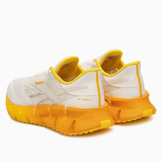 Reebok FloatZig 1 Running Shoes – 100212133 – Chalk / Sand / Golden Haze