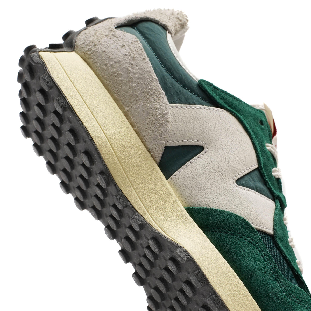 New Balance 327 – U327WRG – Marsh Green / New Spruce
