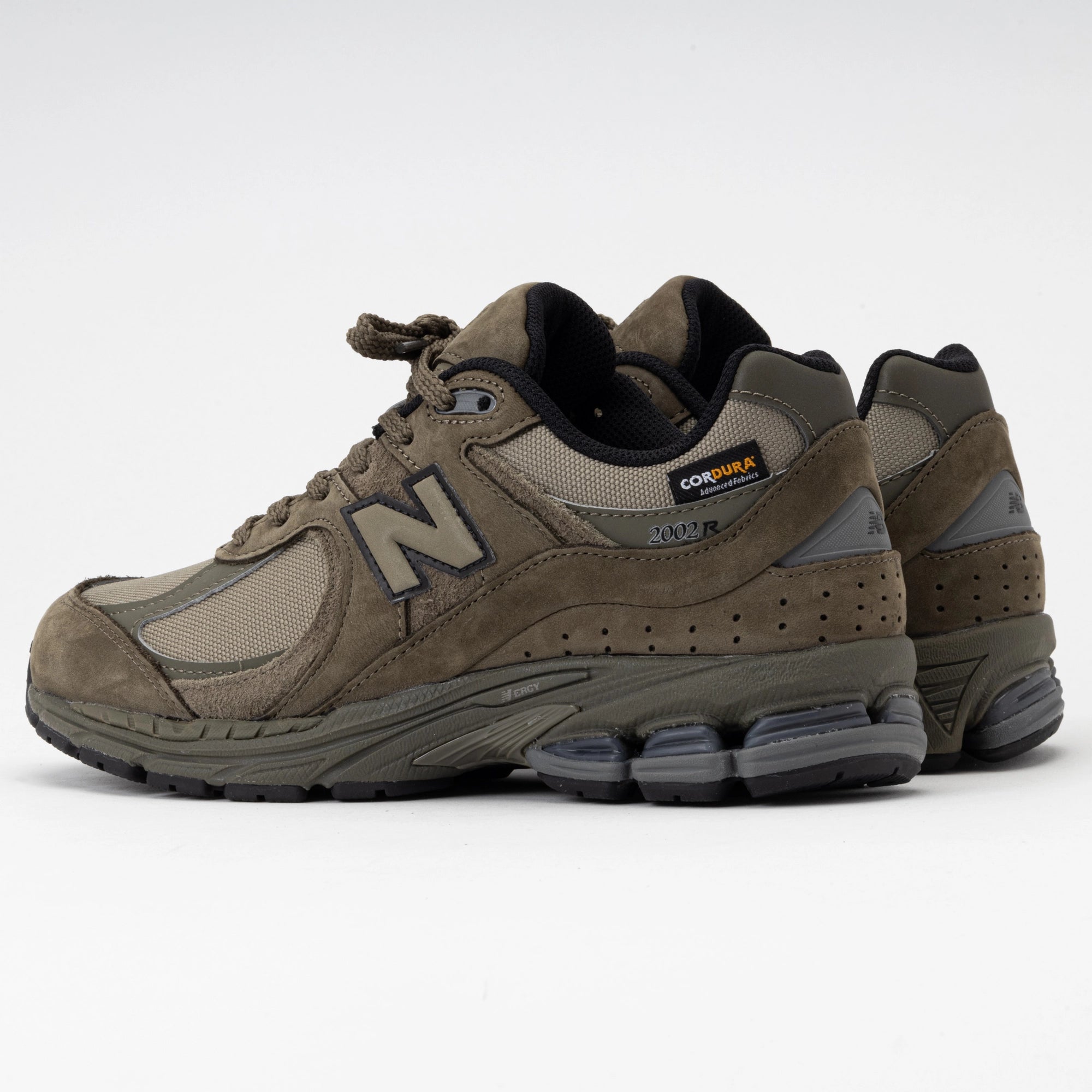 New Balance 2002R Cordura Pack Men’s Casual Sneaker – M2002RPK – Olive