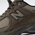 New Balance 2002R Cordura Pack Men’s Casual Sneaker – M2002RPK – Olive