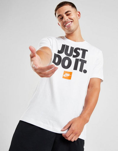Nike Sportswear Men's T-Shirt – DZ2989-100 – White